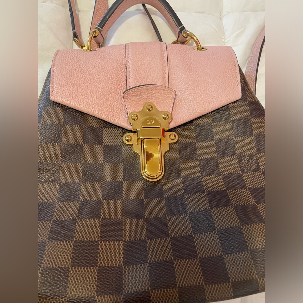 ✨LIMITED TIME PRICE✨ Louis Vuitton Clapton Backpack